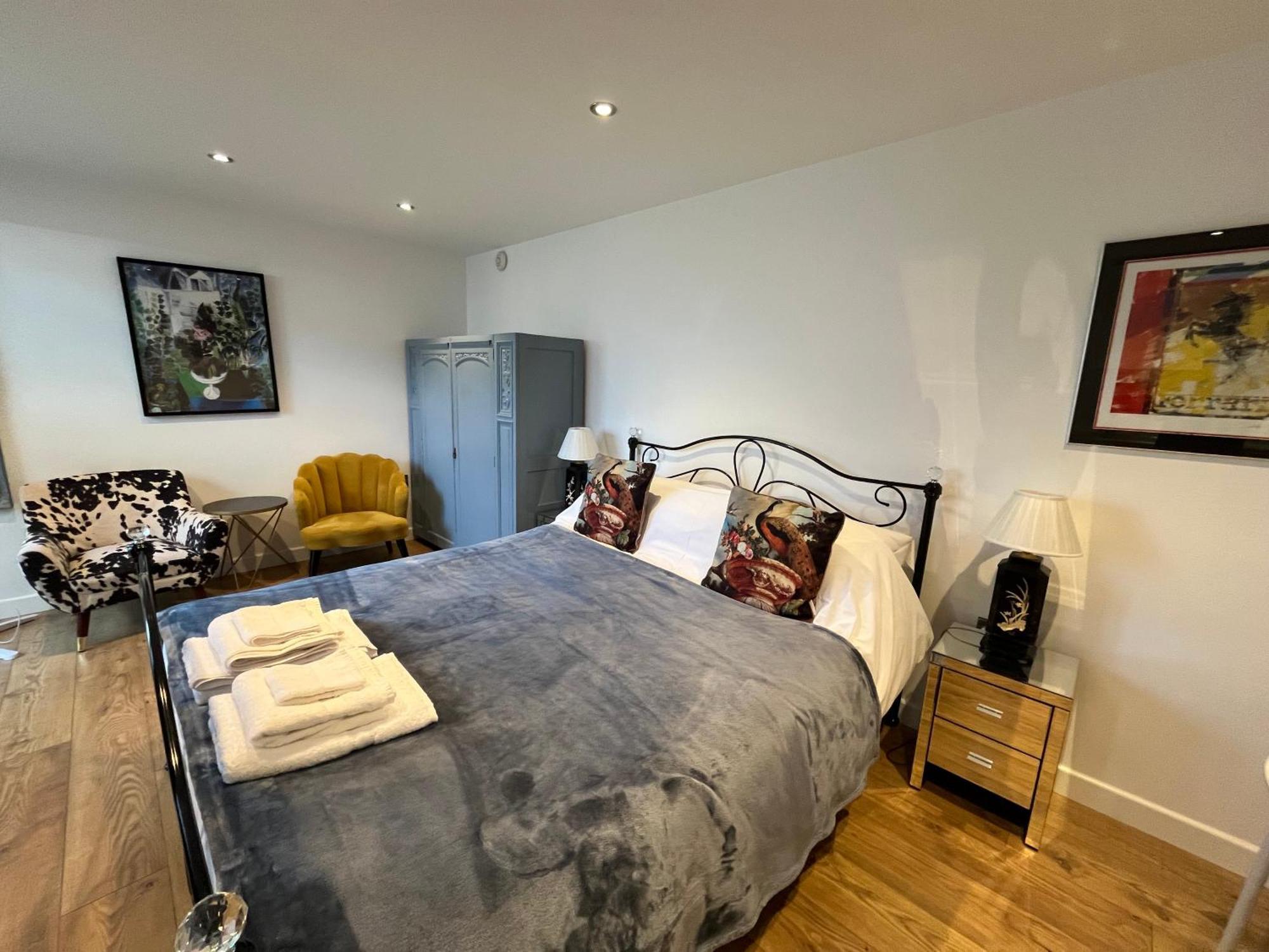 The Citiroom Chichester Bagian luar foto